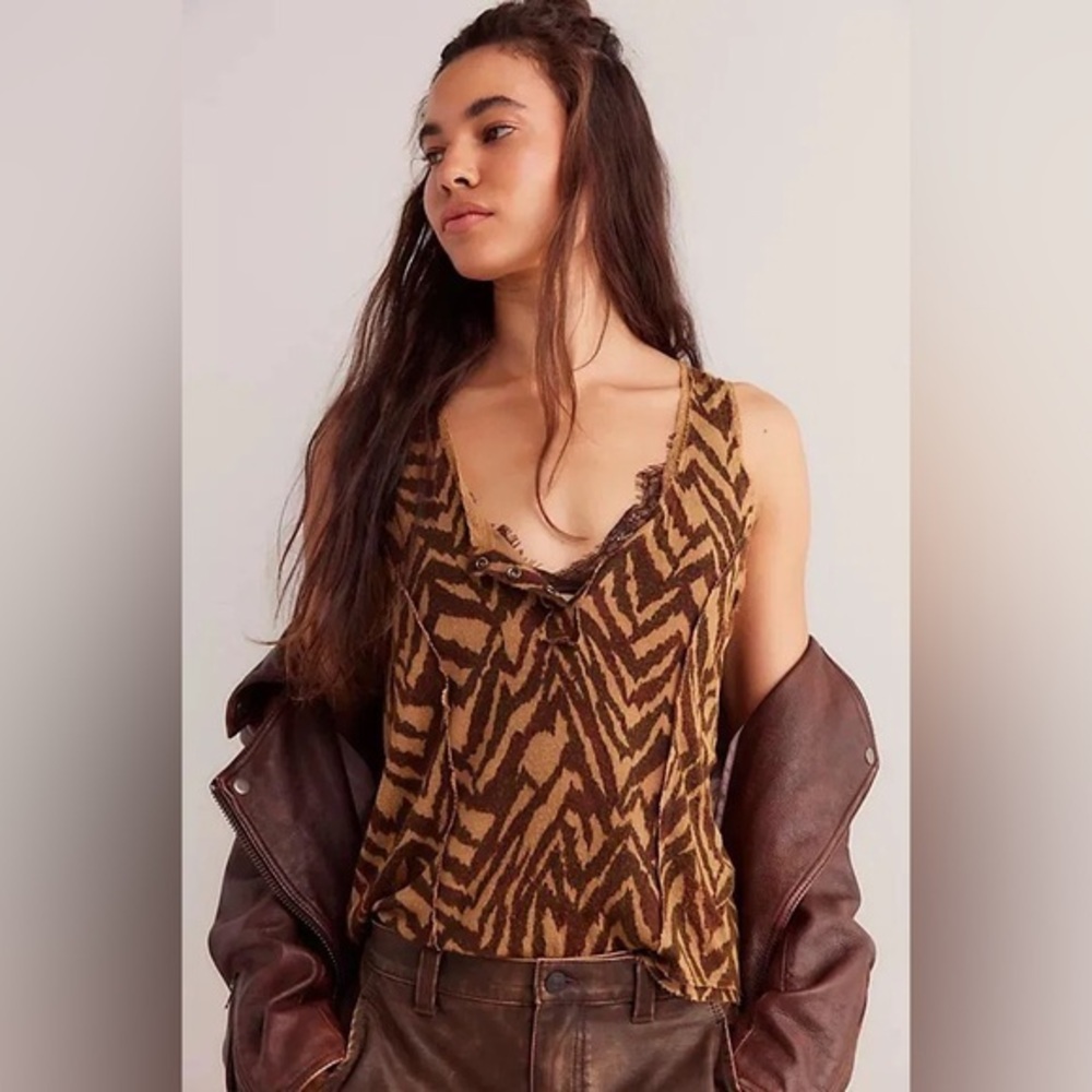 NWOT FREE PEOPLE Rebel Hearts Henley Tank Zebra Print